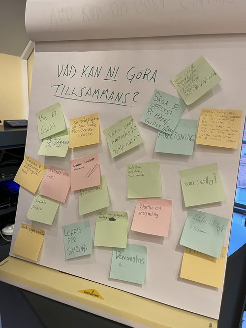 Blädderblock med post it-lappar